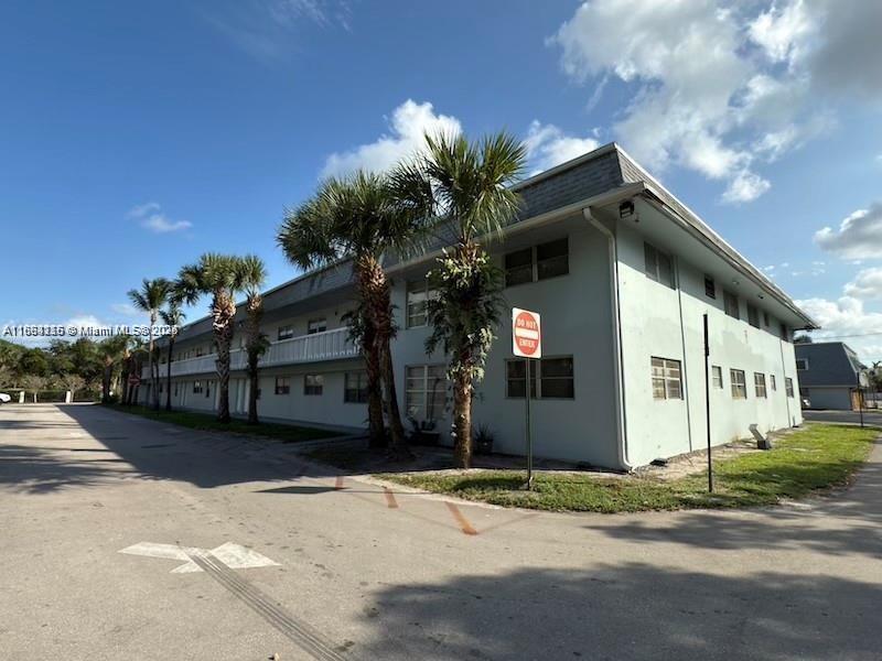 4271 NW 5th St 108, Plantation, Florida 33317, Amerika Birleşik Devletleri