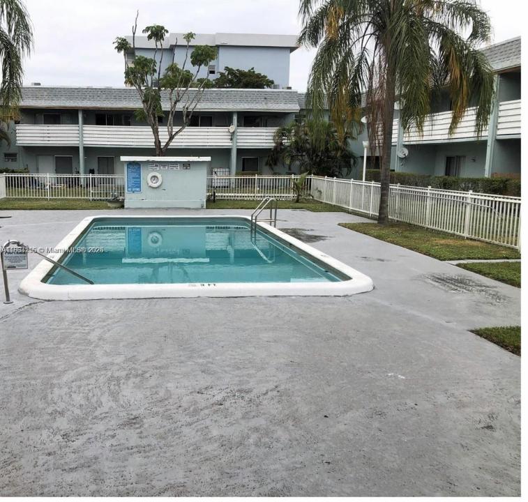 4271 NW 5th St 108, Plantation, Florida 33317, Amerika Birleşik Devletleri