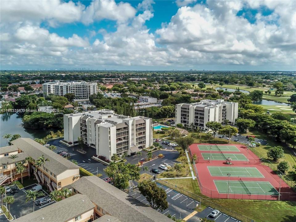 14203 SW 66th St 503, Miami, Florida 33183