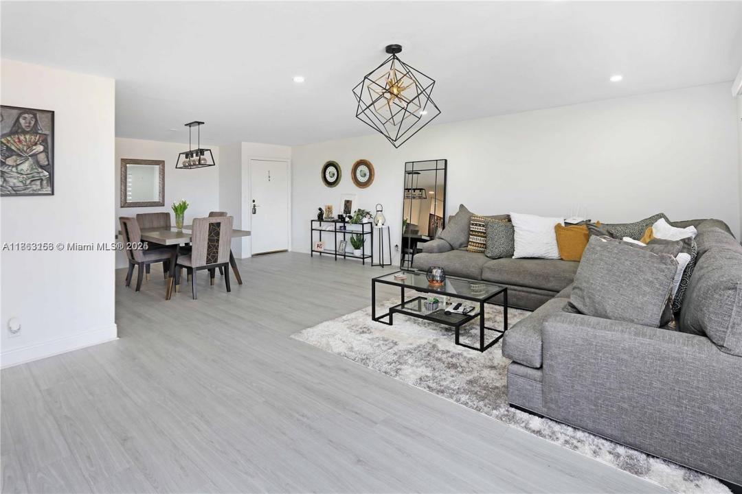 14203 SW 66th St 503, Miami, Florida 33183