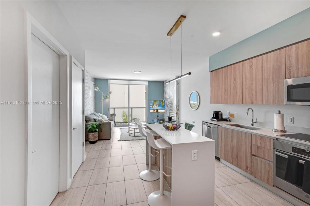 3900 Biscayne Blvd S-922, Miami, Florida 33137, Amerika Birleşik Devletleri
