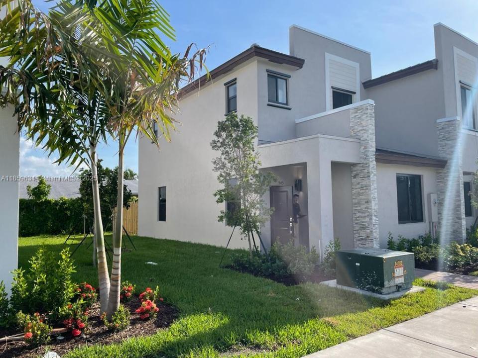 945 NE 211th St, Miami, 플로리다 33179, 미국