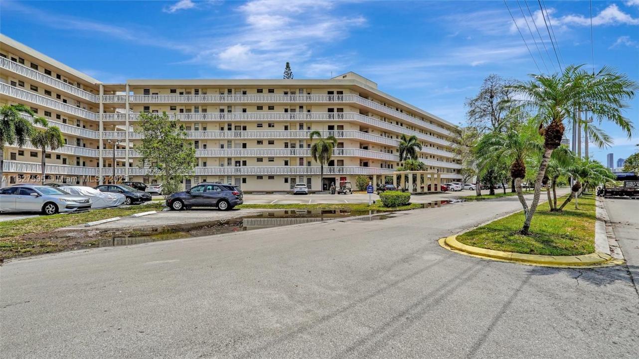 2905 Point East Dr L514, Aventura, Floride 33160, États-Unis