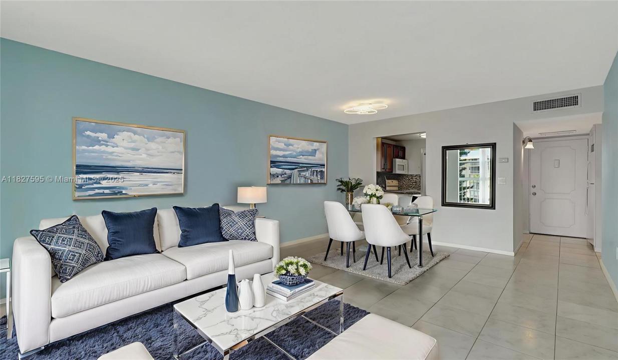 2905 Point East Dr L514, Aventura, Floride 33160, États-Unis
