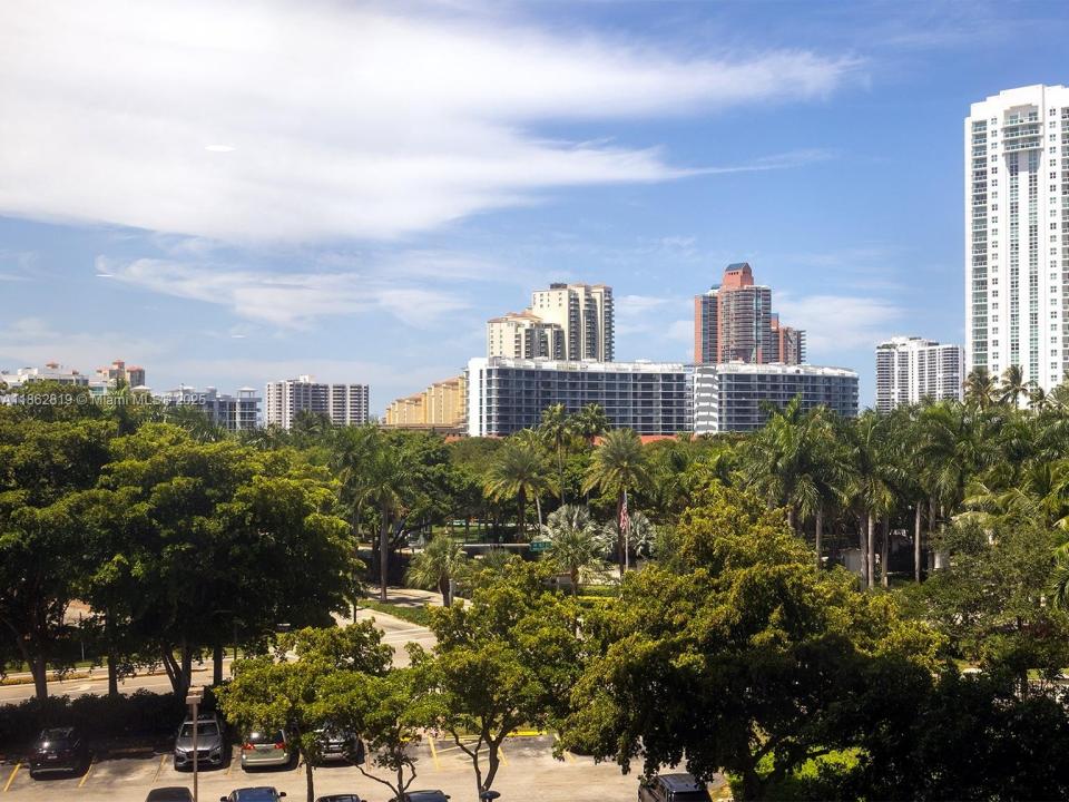 18181 NE 31st Ct 505, Aventura, Florida 33160, Estados Unidos