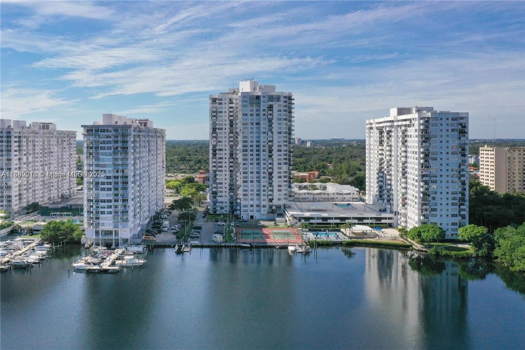 2750 NE 183rd St 2707, Aventura, 플로리다 33160, 미국