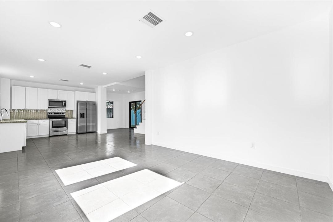 18750 SW 117th Ave, Miami, Florida 33177, USA