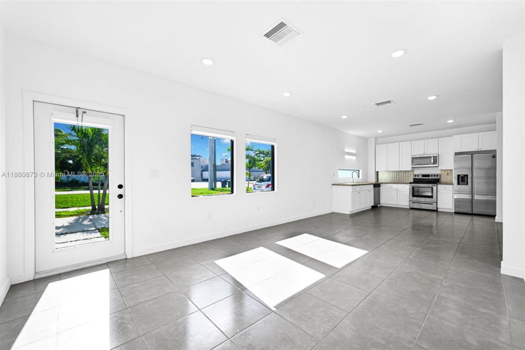 18750 SW 117th Ave, Miami, Florida 33177, USA