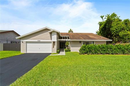 11044 SW 128th Ct, Miami, Florida 33186, USA