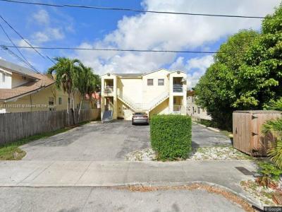 220 NW 7th Ave 4, Miami, Florida 33128, USA