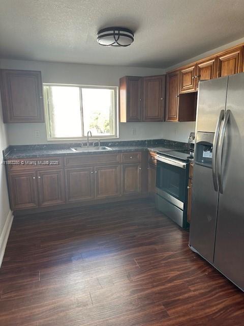 220 NW 7th Ave 4, Miami, Floride 33128, États-Unis