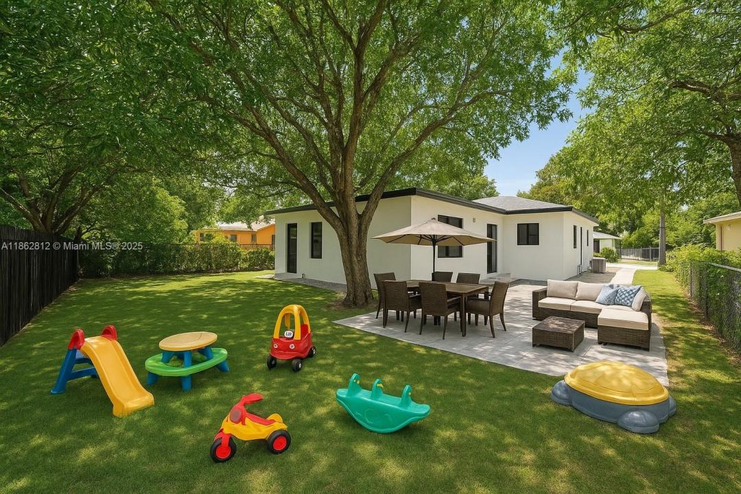 1321 NW 44th St, Miami, Florida 33142, Amerika Birleşik Devletleri
