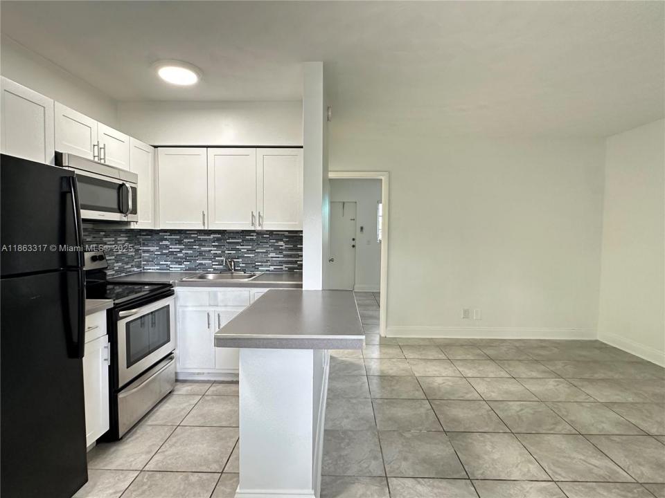 840 NE 17th Ter 3, Fort Lauderdale, Florida 33304, HOA KỲ