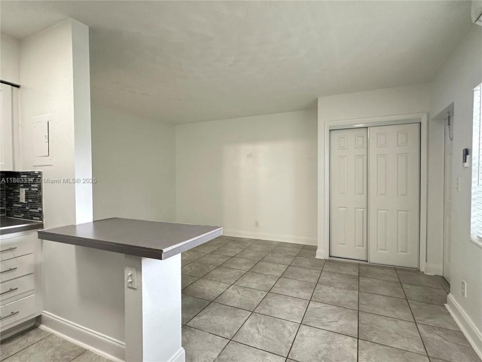 840 NE 17th Ter 3, Fort Lauderdale, Florida 33304, HOA KỲ
