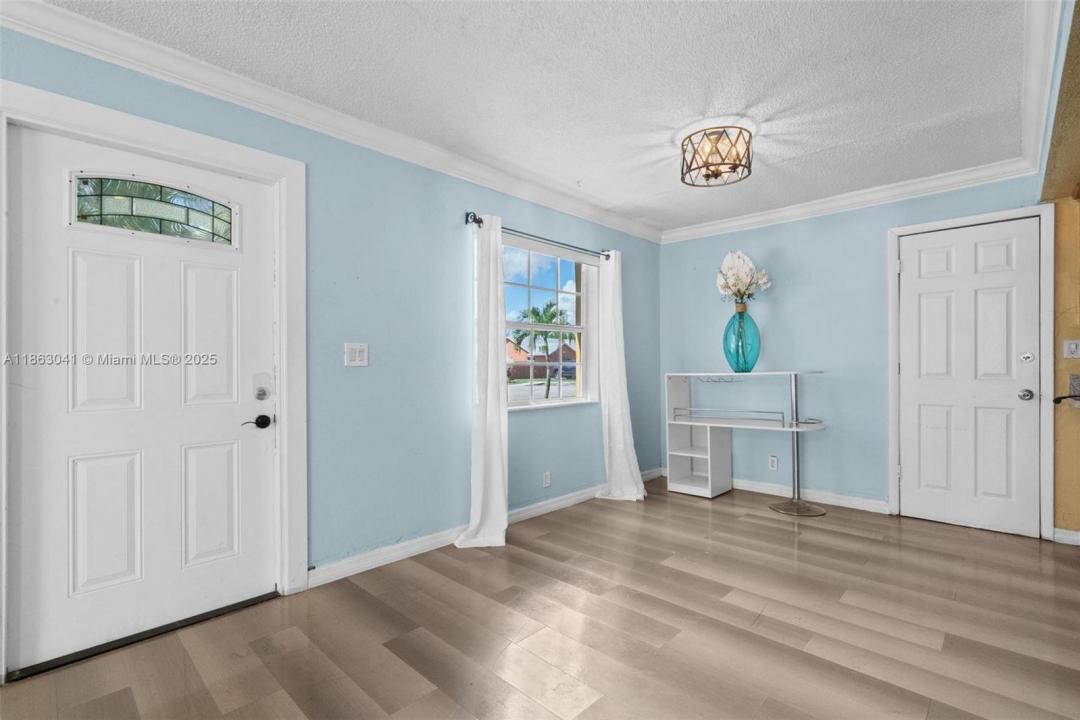 7217 SW 3rd Ct, North Lauderdale, فلوريدا 33068, الولايات المتحدة