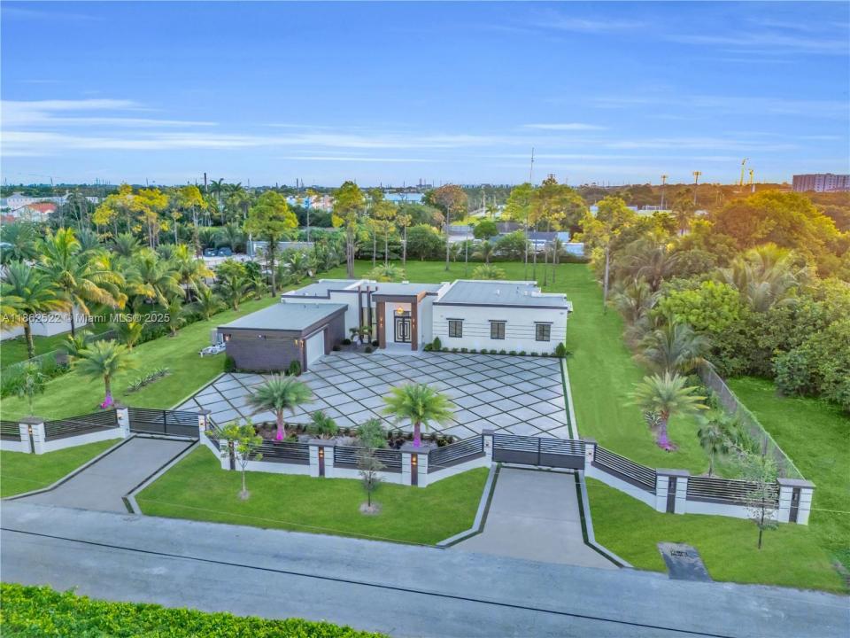 24650 SW 123rd Ave, Homestead, Florida 33032