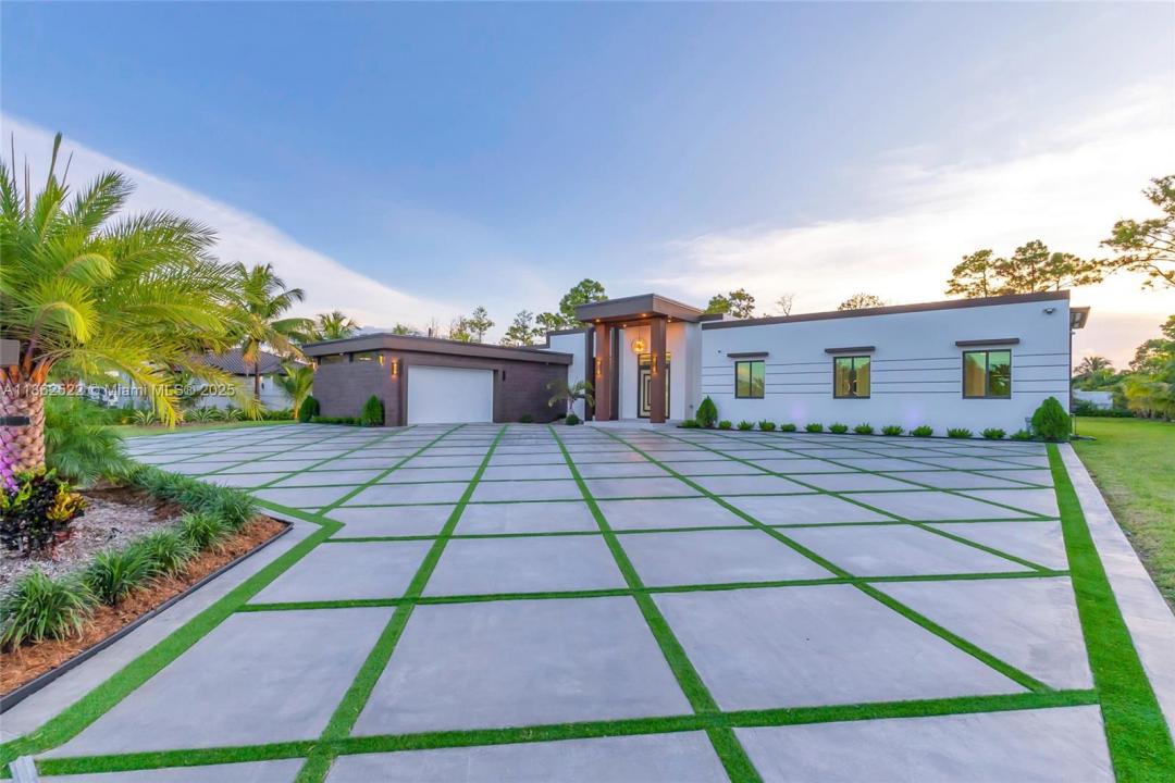 24650 SW 123rd Ave, Homestead, Florida 33032