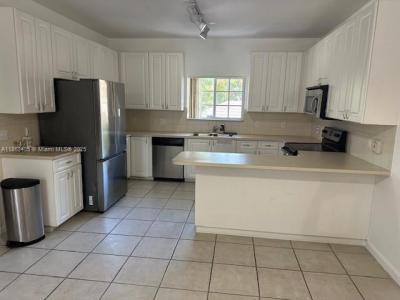 4812 WASHINGTON ST 8, Hollywood, Florida 33021, USA