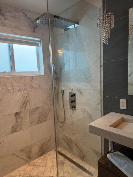 8370 NW 167th Ter 0, Miami Lakes, Флорида 33016, Соединенные Штаты