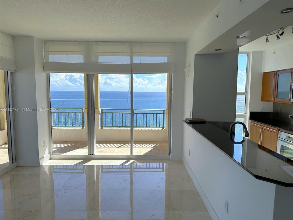 2080 S Ocean Dr MPH12, Hallandale Beach, 佛羅里達州 33009, 美國
