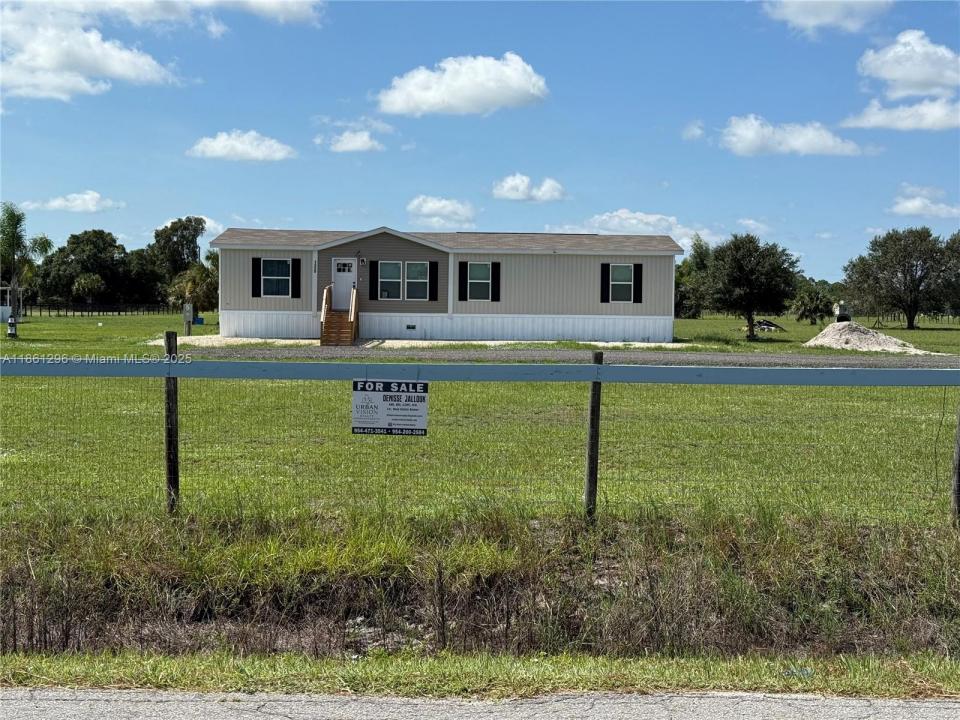 1250 Homestead Ave, Clewiston, Florida 33440