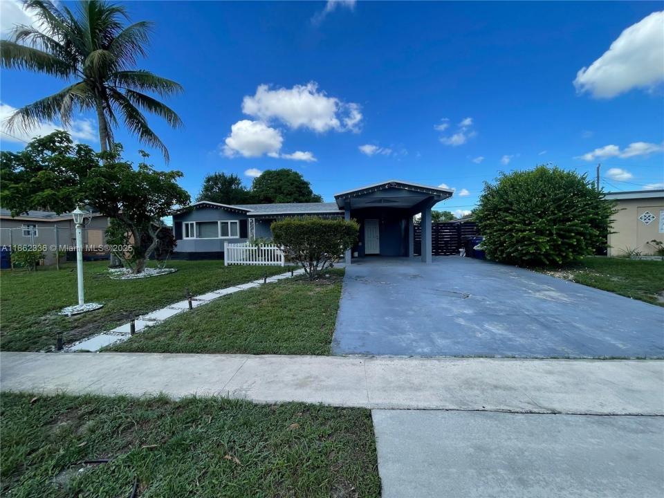 3531 NW 34th Ave, Lauderdale Lakes, Floride 33309, États-Unis