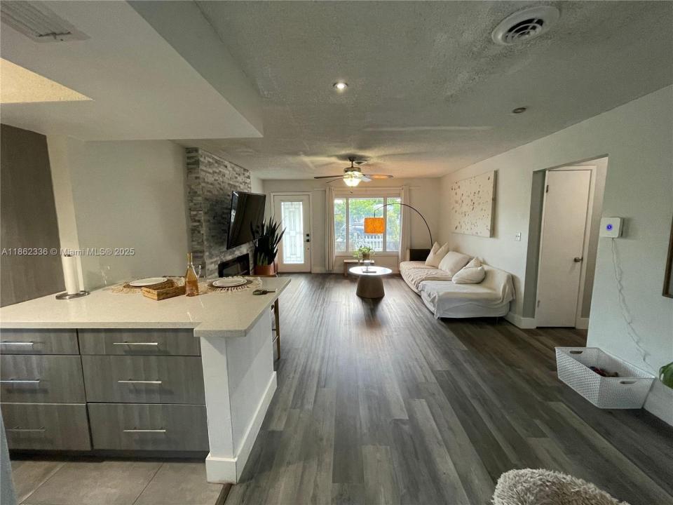 3531 NW 34th Ave, Lauderdale Lakes, Floride 33309, États-Unis