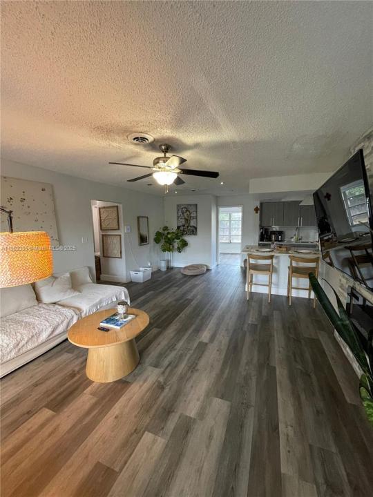3531 NW 34th Ave, Lauderdale Lakes, Floride 33309, États-Unis