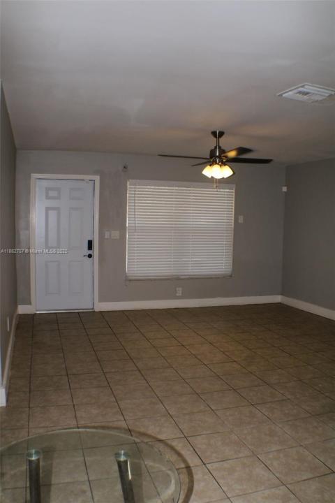 3133 SW 13th St 1-2, Fort Lauderdale, Florida 33312