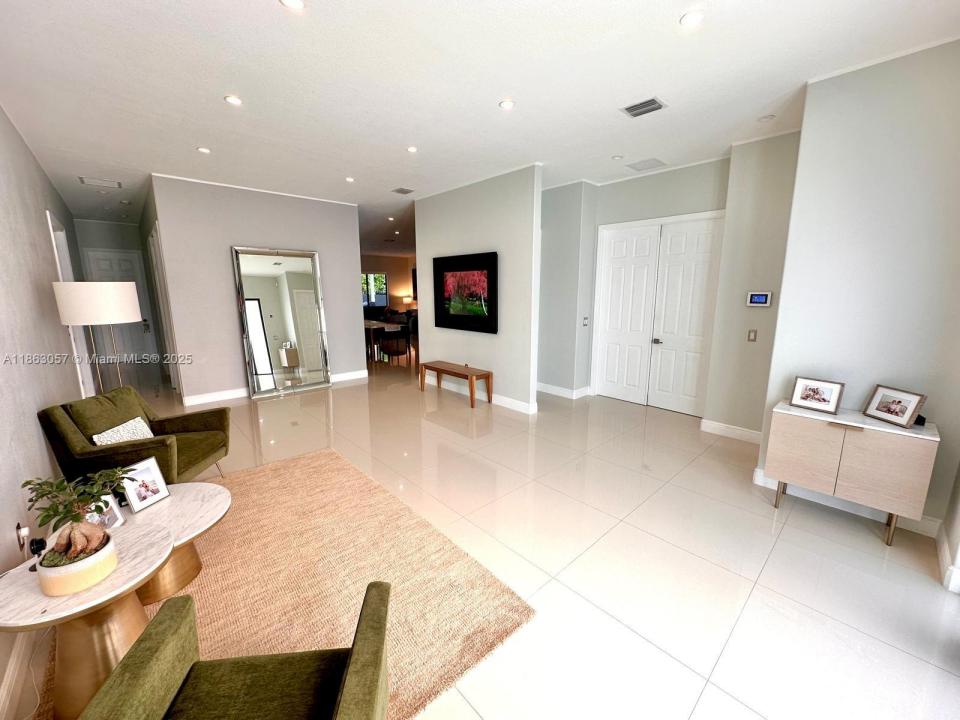 15750 SW 90th Ave, Palmetto Bay, Florida 33157