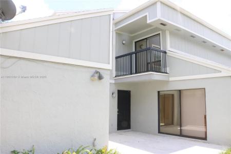 617 NW 132nd Ter 617, Plantation, Florida 33325, USA