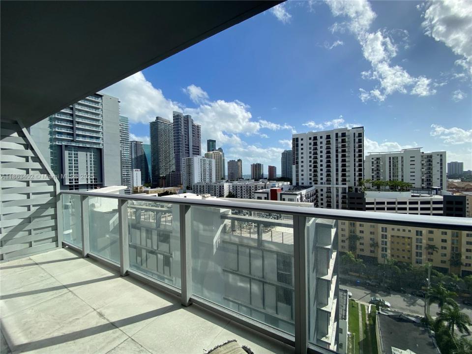 1010 SW 2 AVE 1110, Miami, 플로리다 33130, 미국
