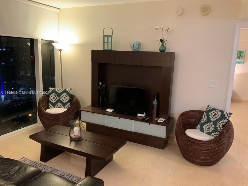 1830 S Ocean Dr 1407, Hallandale Beach, Florida 33009