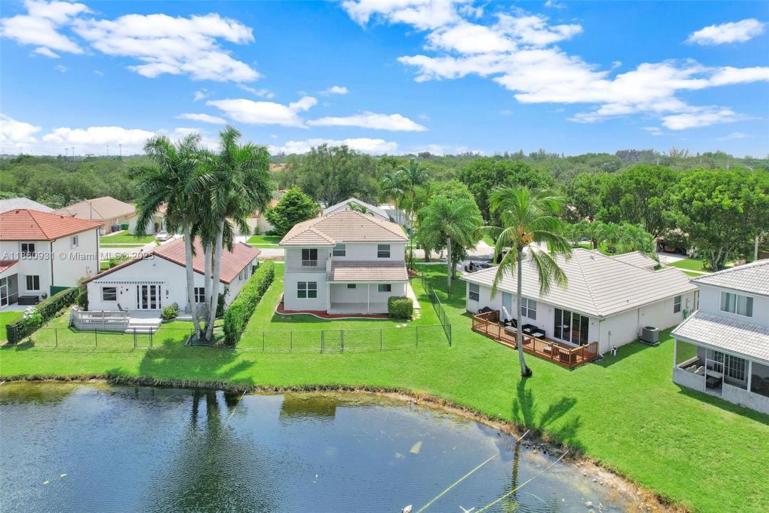 5885 SW 102nd Ave, Cooper City, Florida 33328, Estados Unidos