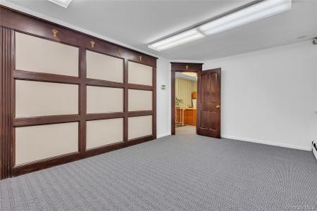 570 Yonkers Avenue, Yonkers, ニューヨーク 10704, アメリカ合衆国