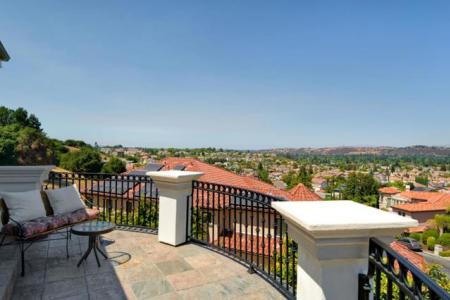 Hollow Lake Way, San Jose, California 95120, Estados Unidos