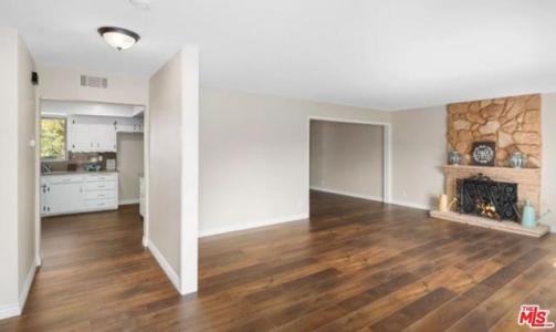 W Avenue, Lancaster, California 93536, Estados Unidos