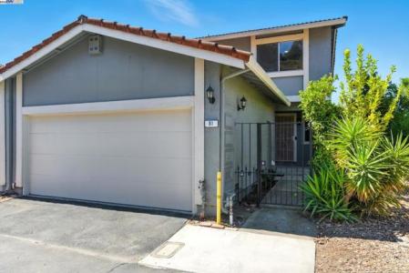 Mountain Valley St, Oakland, California 94605, Estados Unidos