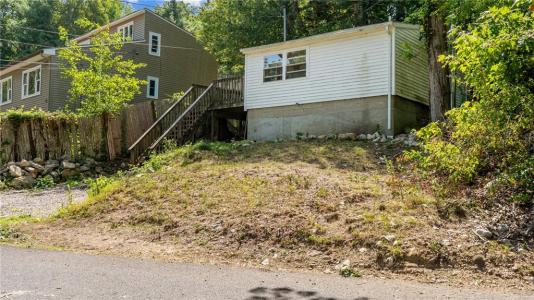 51 knotty oak Shore, Coventry, Rhode Island 02816, USA