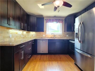 19 Hillside Avenue, Newport, Rhode Island 02840