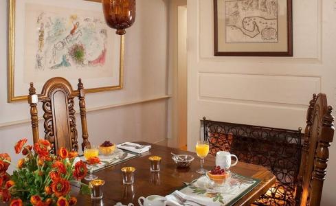 37 Marsh Street, Newport, Rhode Island 02840