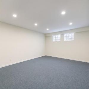 42 Main Road, Tiverton, Rhode Island 02878