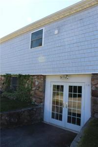 7 Cattail Drive, Westerly, Rhode Island 02891, USA