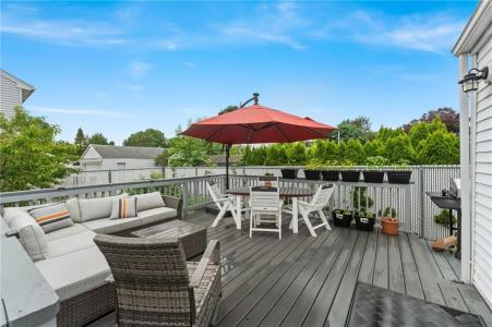 32 Waterman Avenue, Johnston, Rhode Island 02919, États-Unis