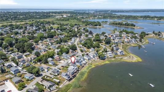 45 Cedar Avenue, Portsmouth, Rhode Island 02871, HOA KỲ