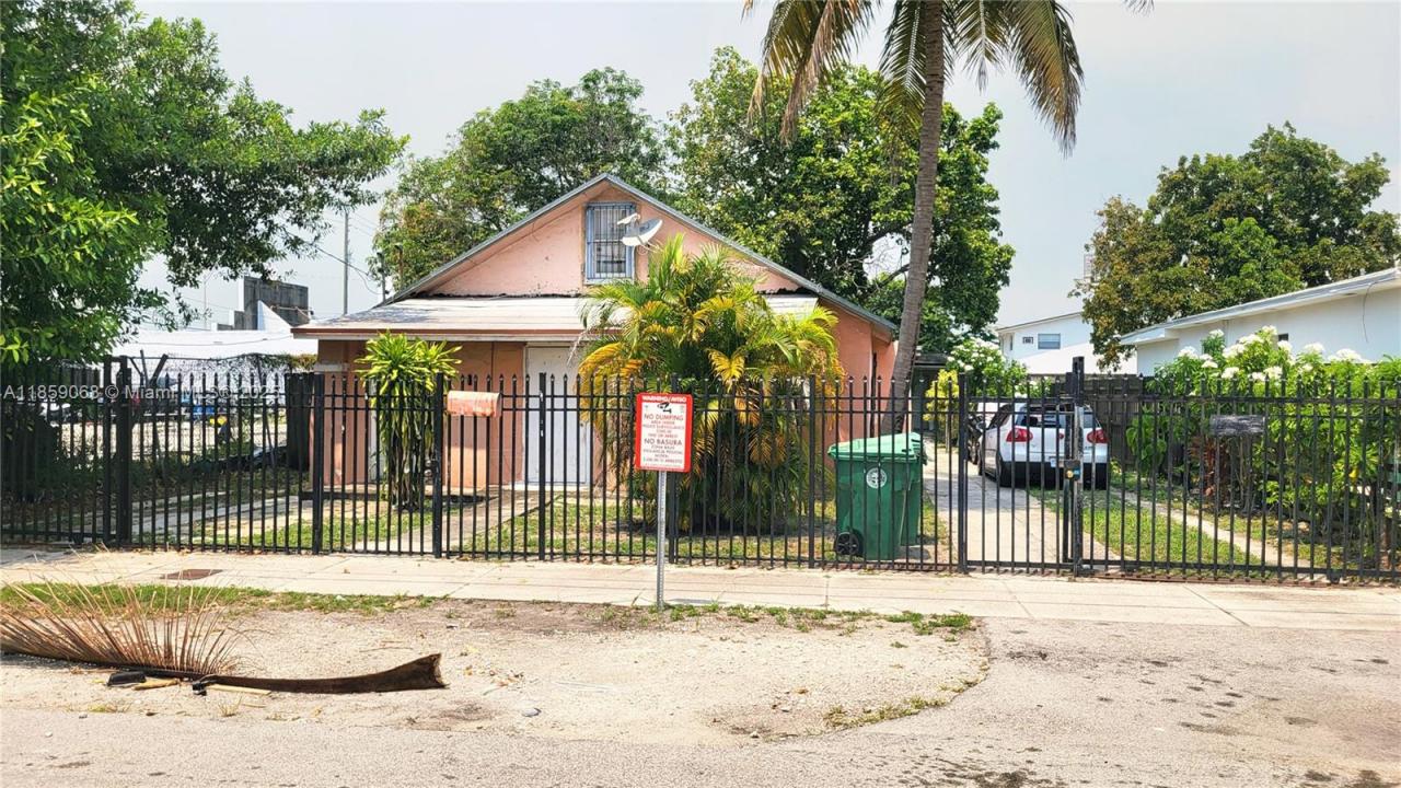 683 NW 30th St, Miami, Floride 33127, États-Unis