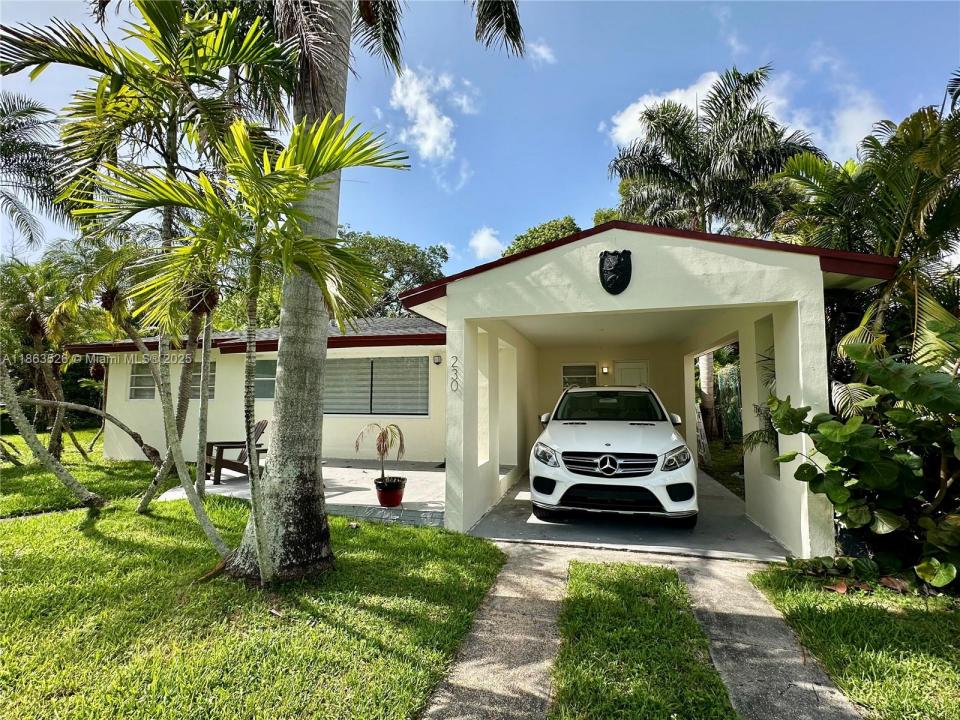 230 NE 2nd Pl 0, Dania Beach, Florida 33004
