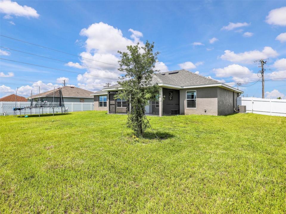 2405 Nelson Rd, Cape Coral, Florida 33933