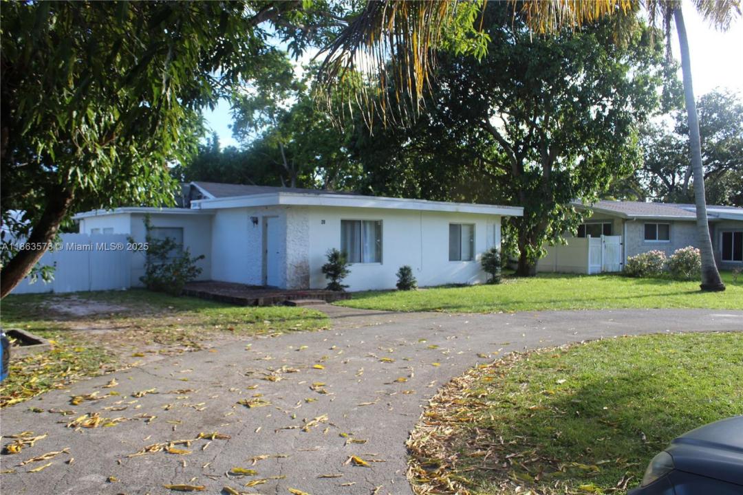 28 NE 164th St 0, Miami, Floride 33162, États-Unis