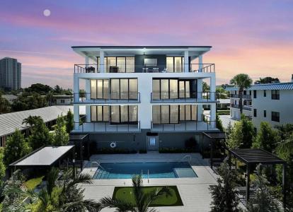 2323 Lake Drive Unit 201, The Driftwood, Riviera Beach, Florida 33404, USA